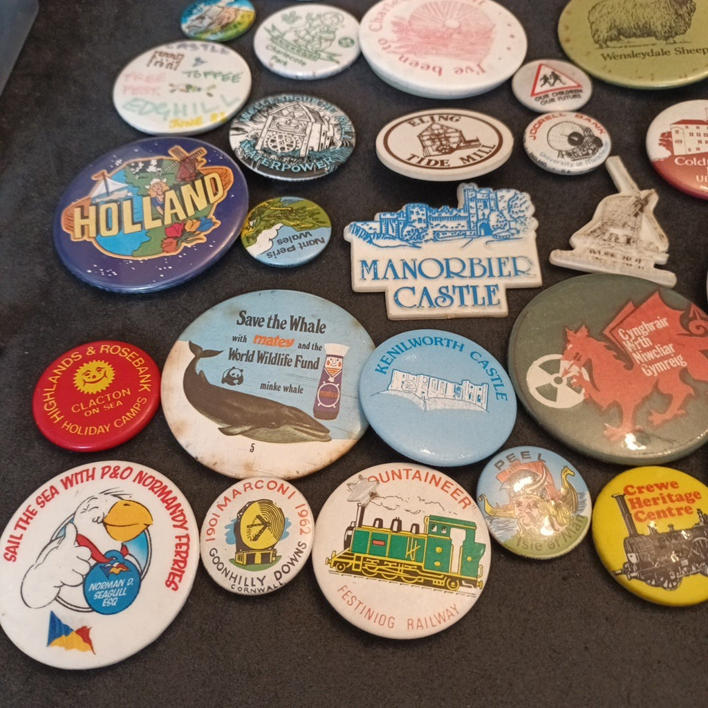 Badges Button Badges Pins Bundle Assorted Lot