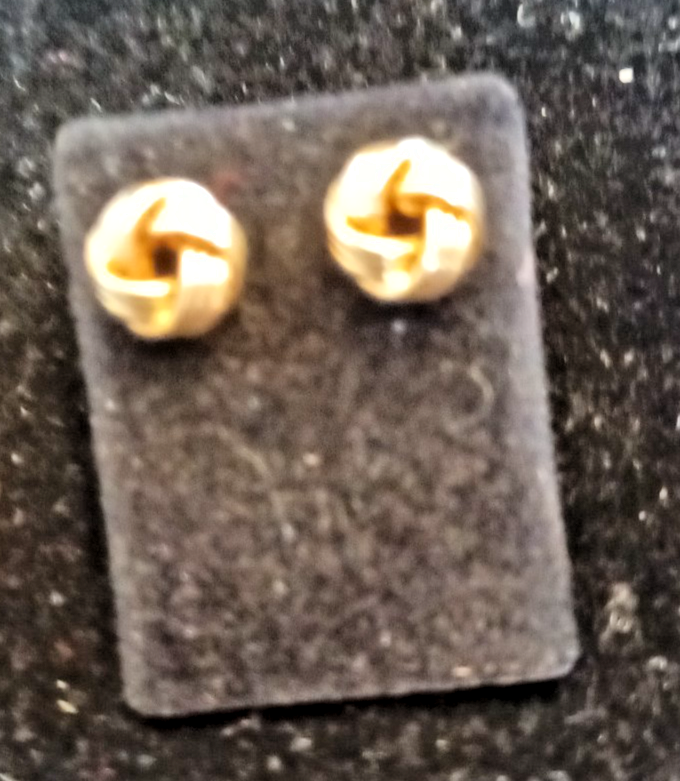 5 Pairs of Gold Tone Earrings for pierced ears