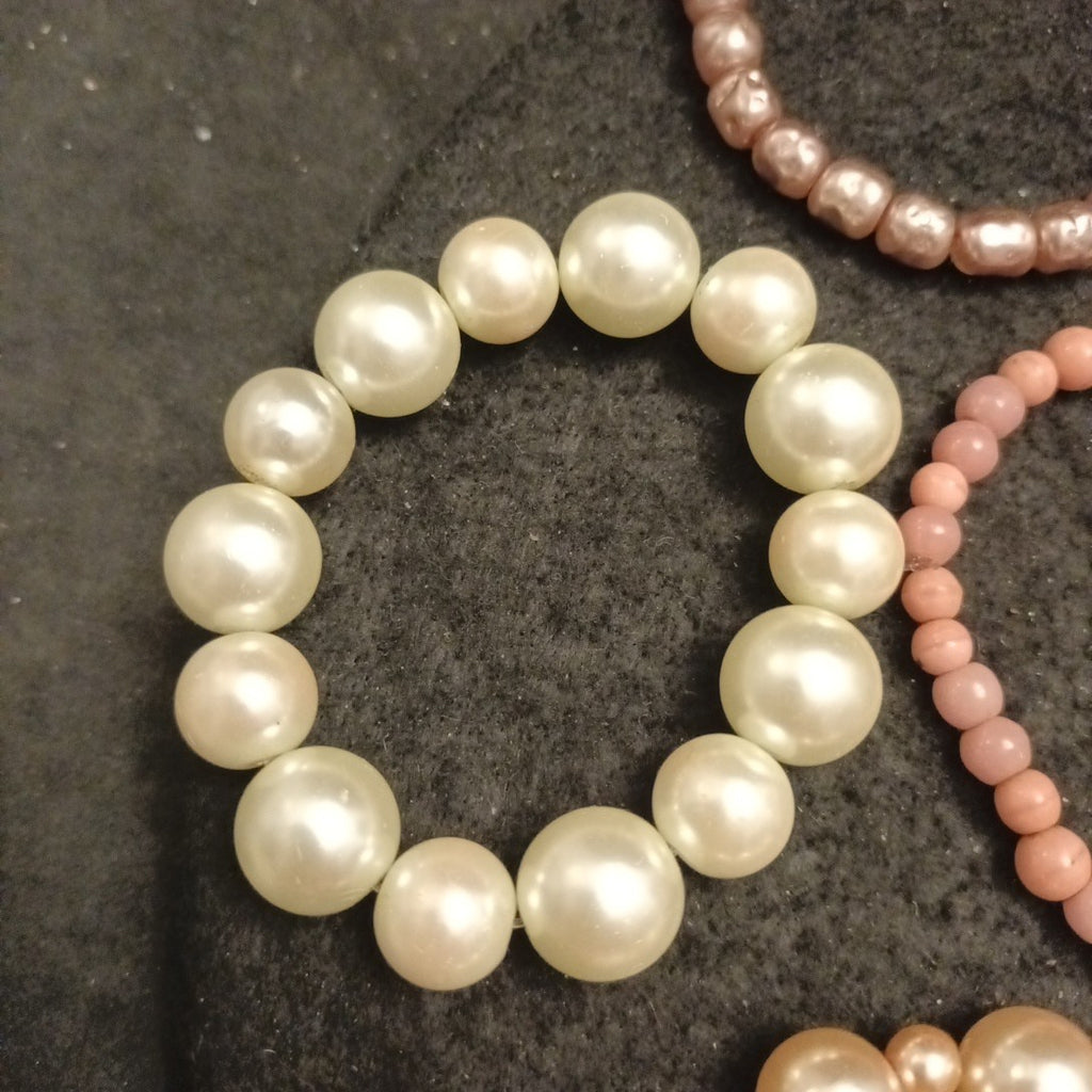 10 Beaded Elasticated Bracelets Bundle Joblot