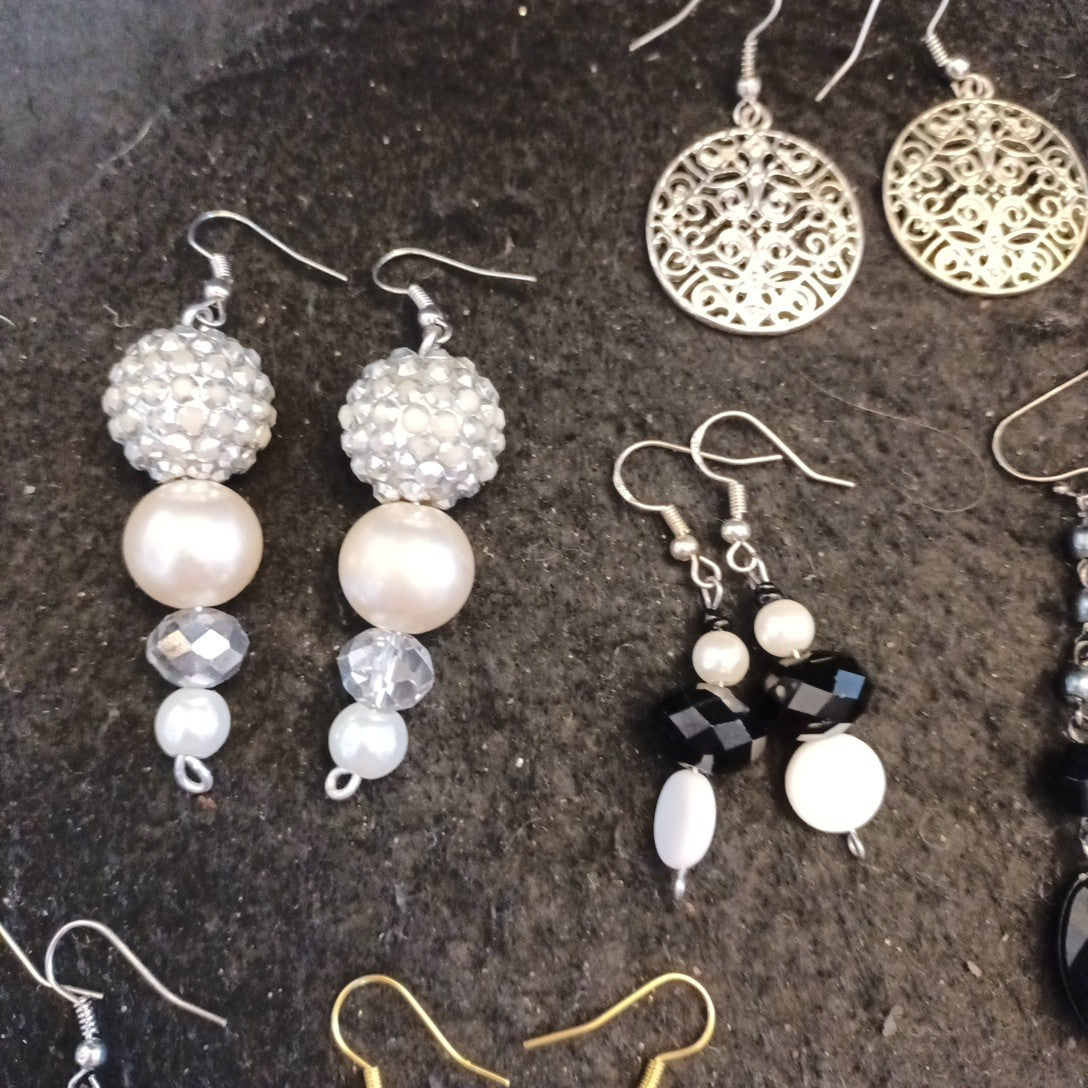 Earrings. Pairs Of Earrings For Pierced Ears. Hoop Dangle. Bundle Joblot