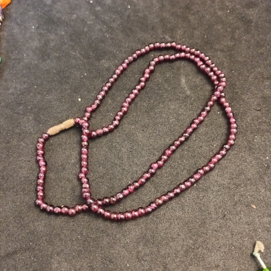 Glass Beaded Necklaces And Bracelets Bundle Joblot