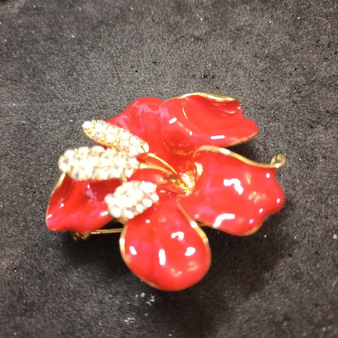 Gold Tone And Red Enamel Brooch Floral 47x47mm