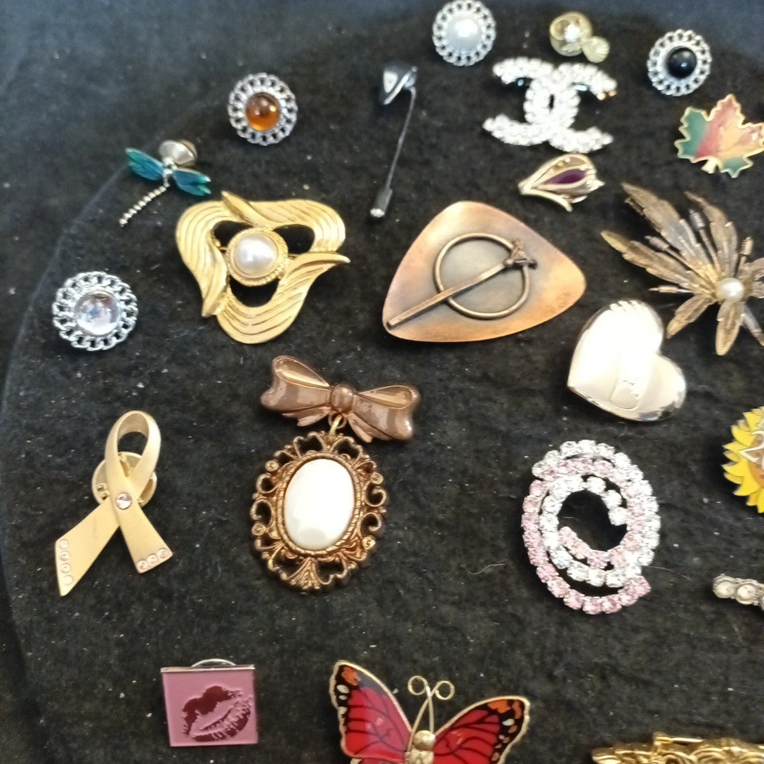 Brooch And Pin Bundle Costume Jewellery Brooches And Pins