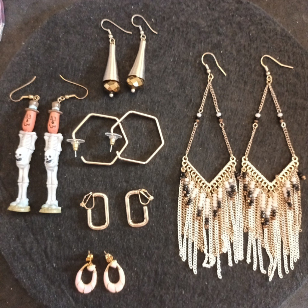 Earrings. Pairs Of Earrings For Pierced Ears. Hoop Dangle. Bundle Joblot