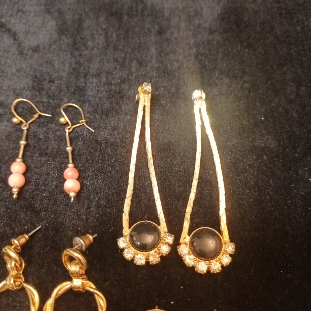Earrings. Pairs Of Gold Tone Earrings For Pierced Ears.  Bundle Joblot