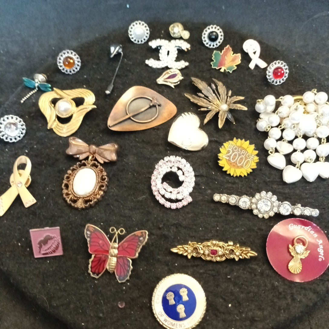 Brooch And Pin Bundle Costume Jewellery Brooches And Pins