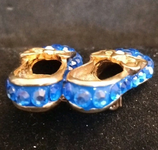 Suzanne Bjontegard Brooch Blue Sparkly Shoes