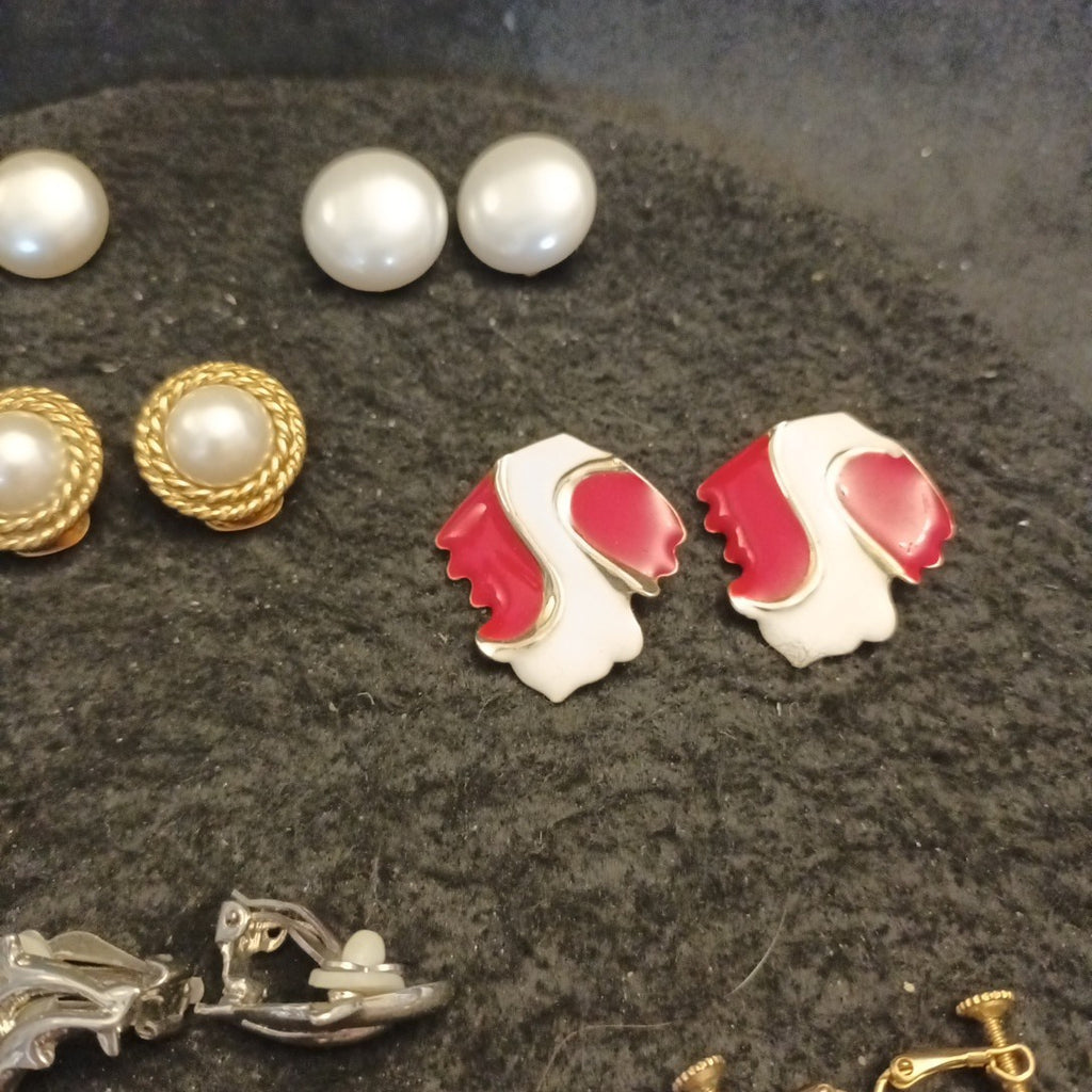 Clip On Earrings. 10 Pairs Of Clip On Earrings. Costume Jewellery Bundle