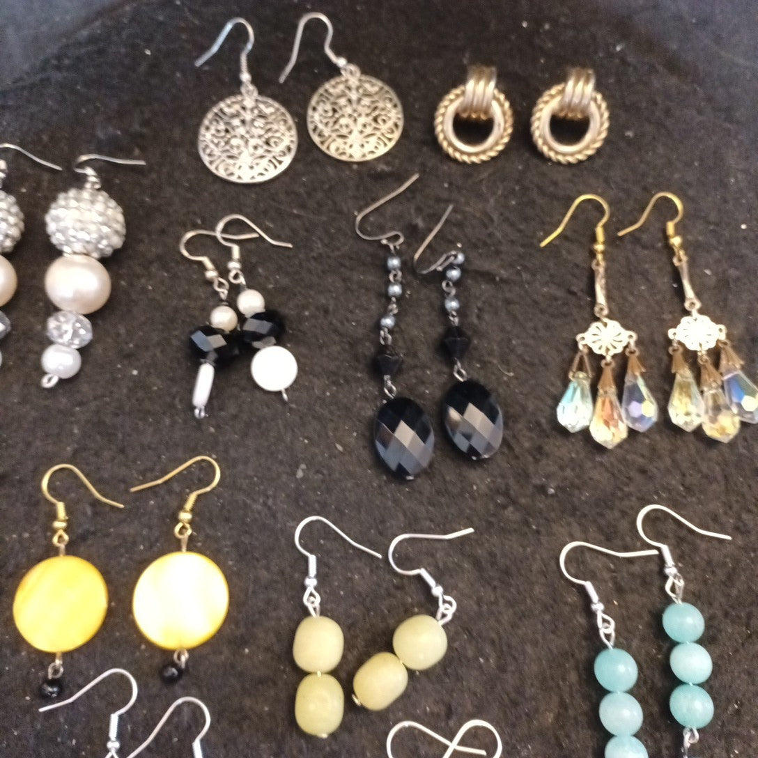 Earrings. Pairs Of Earrings For Pierced Ears. Hoop Dangle. Bundle Joblot