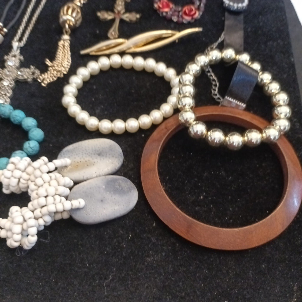 Costume Jewellery Necklaces Bracelets Bundle Joblot Mixed Lot