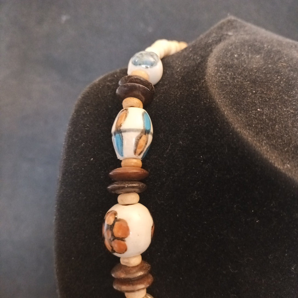 Ceramic Beaded Necklace With Large Pendant Floral 21in