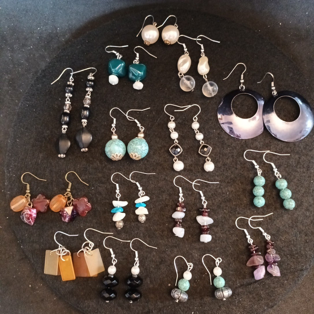 Earrings. Pairs Of Earrings For Pierced Ears. Hoop Dangle. Bundle Joblot