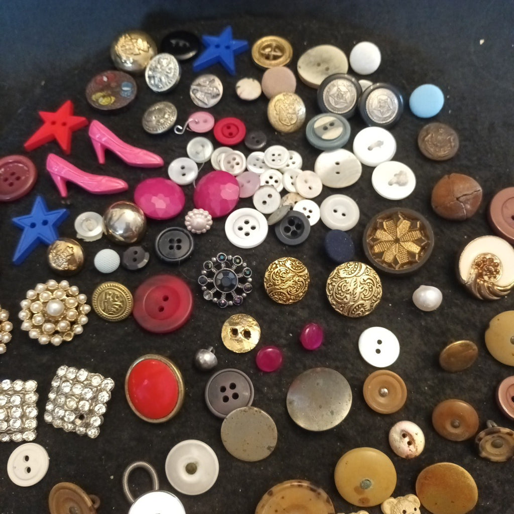 Buttons. Assorted Buttons Bundle Joblot
