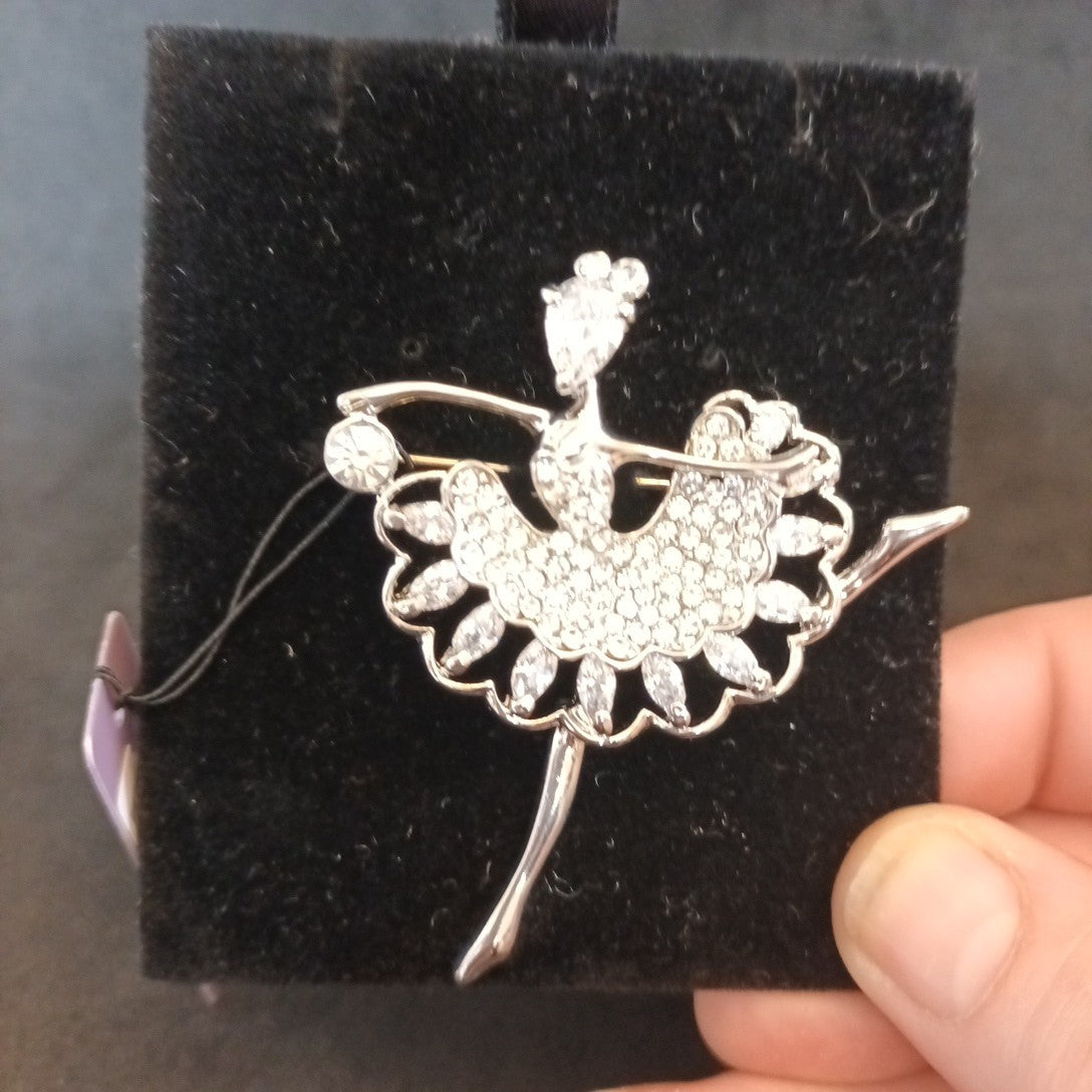 Jon Richard brooch Ballerina Silver Tone Clear Stones. 6cm Tall 5cm Wide.