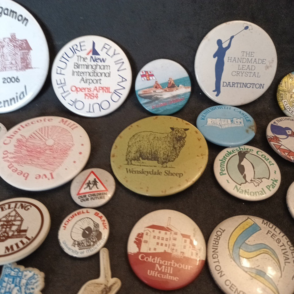 Badges Button Badges Pins Bundle Assorted Lot