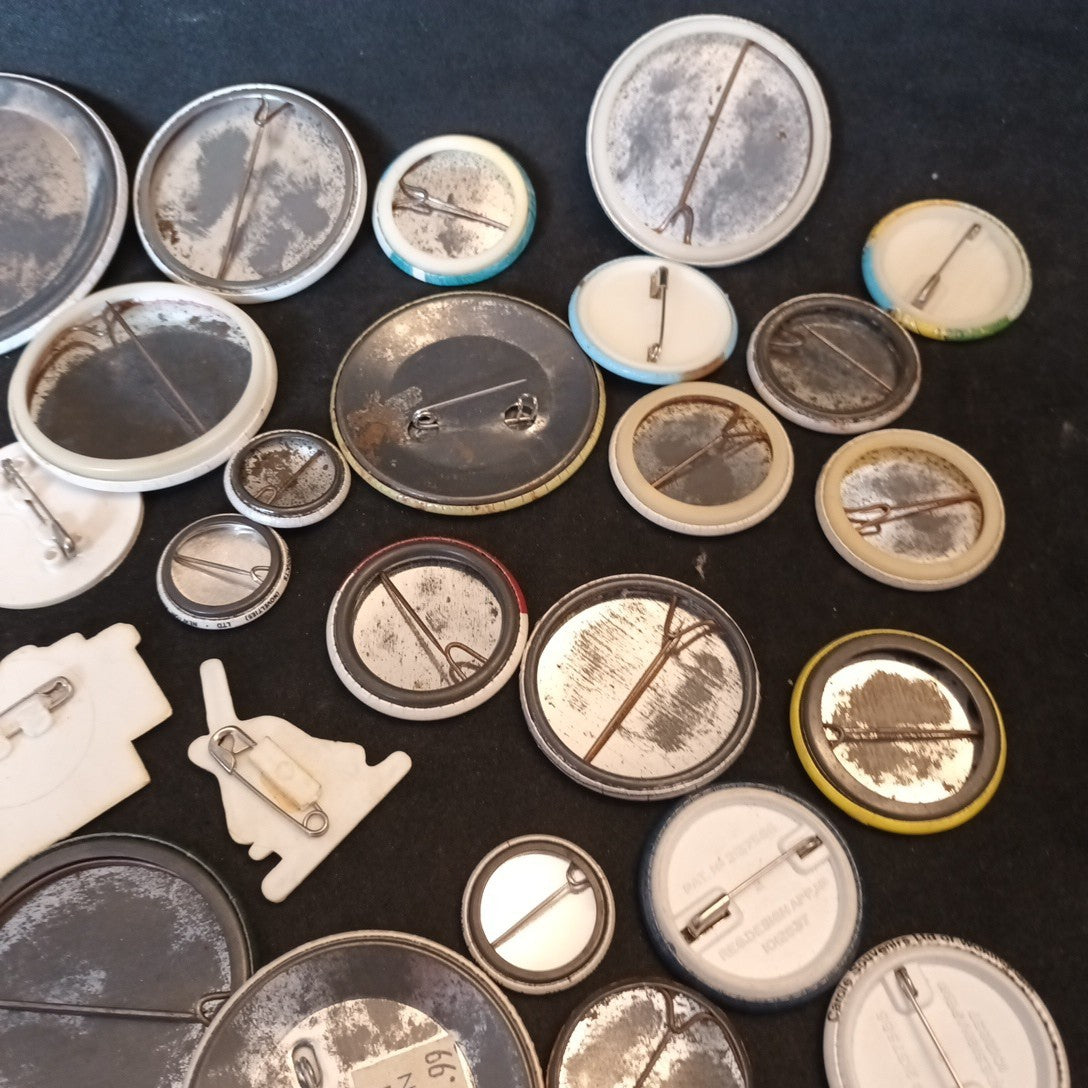 Badges Button Badges Pins Bundle Assorted Lot