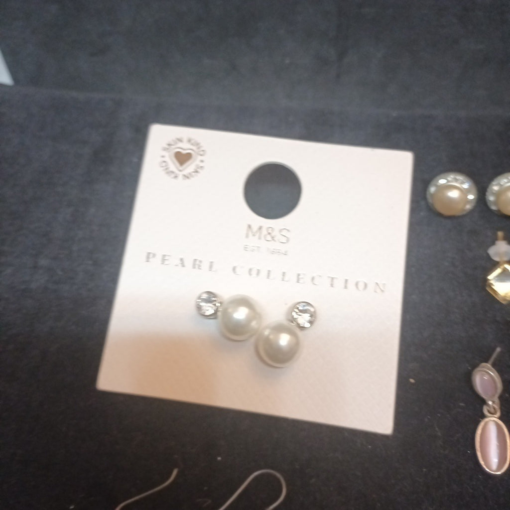 Earrings. Pairs Of Earrings For Pierced Ears. Dangle. Bundle Joblot