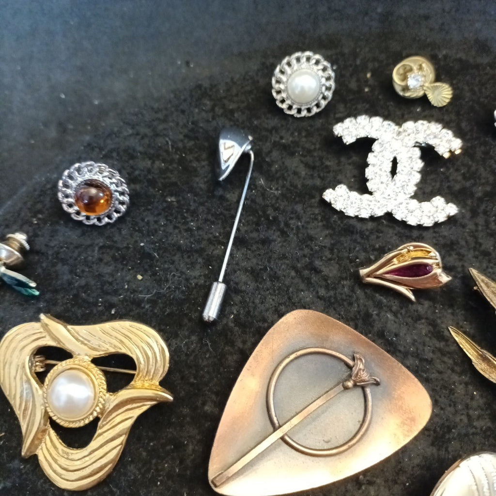 Brooch And Pin Bundle Costume Jewellery Brooches And Pins