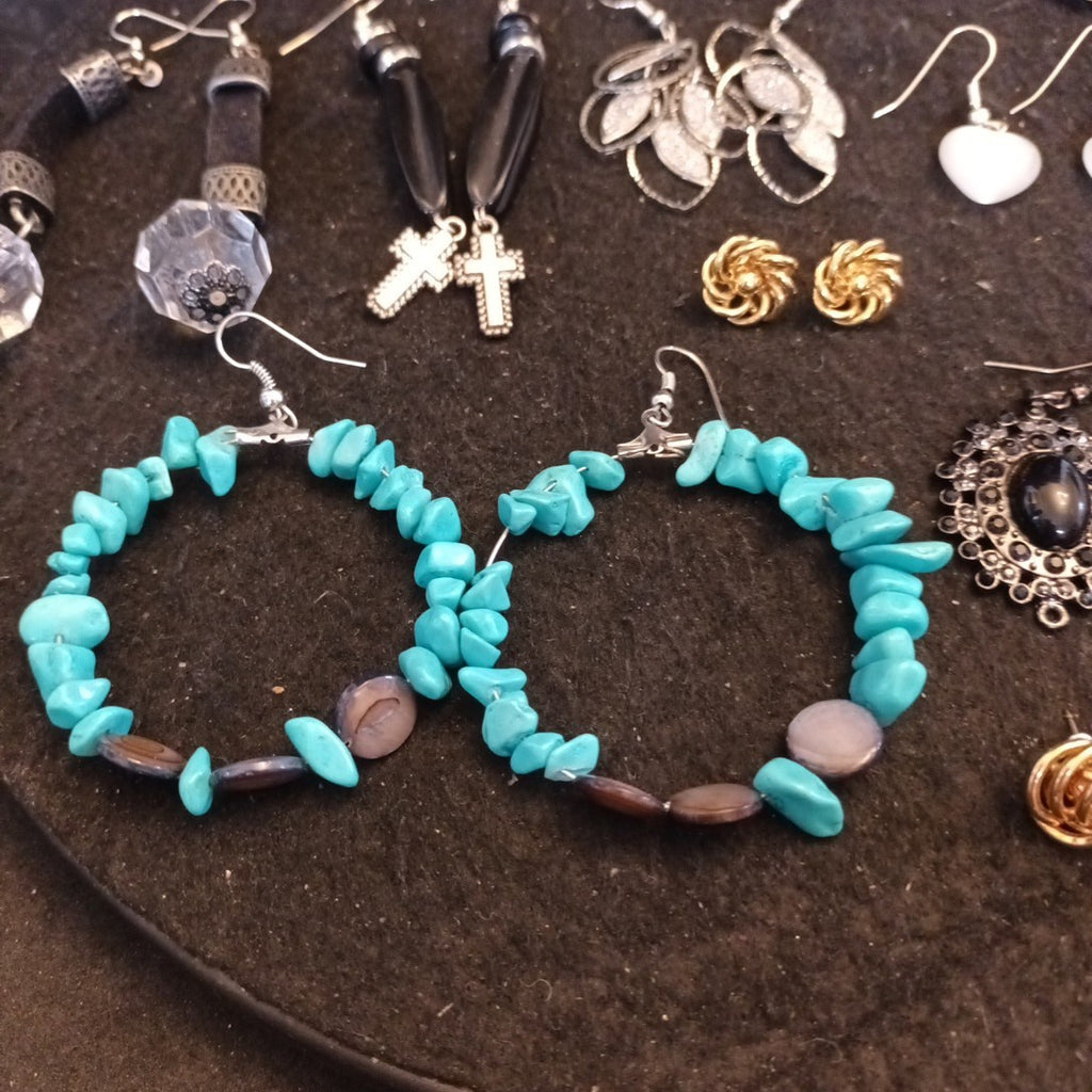 Earrings. Pairs Of Earrings For Pierced Ears. Hoop Dangle. Bundle Joblot