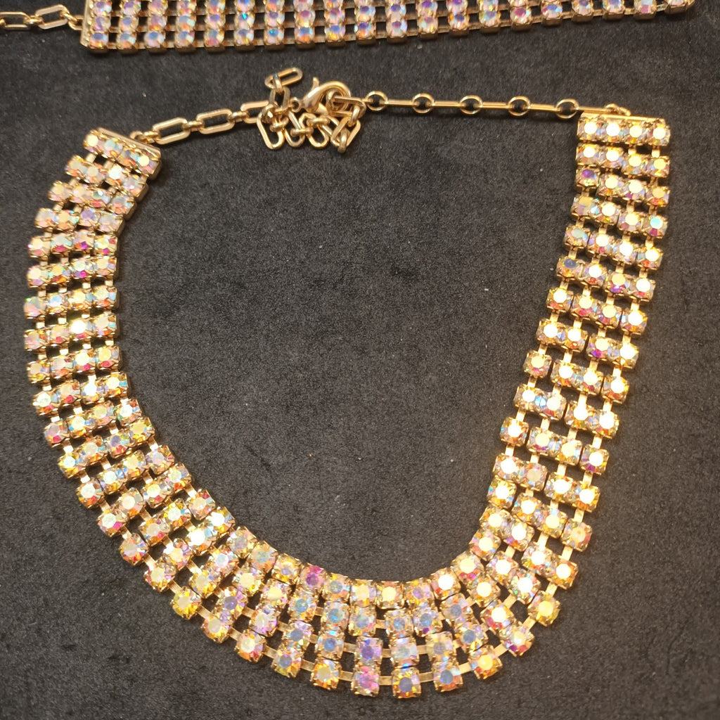Necklace And Matching Bracelet Gold Tone  Sparkly