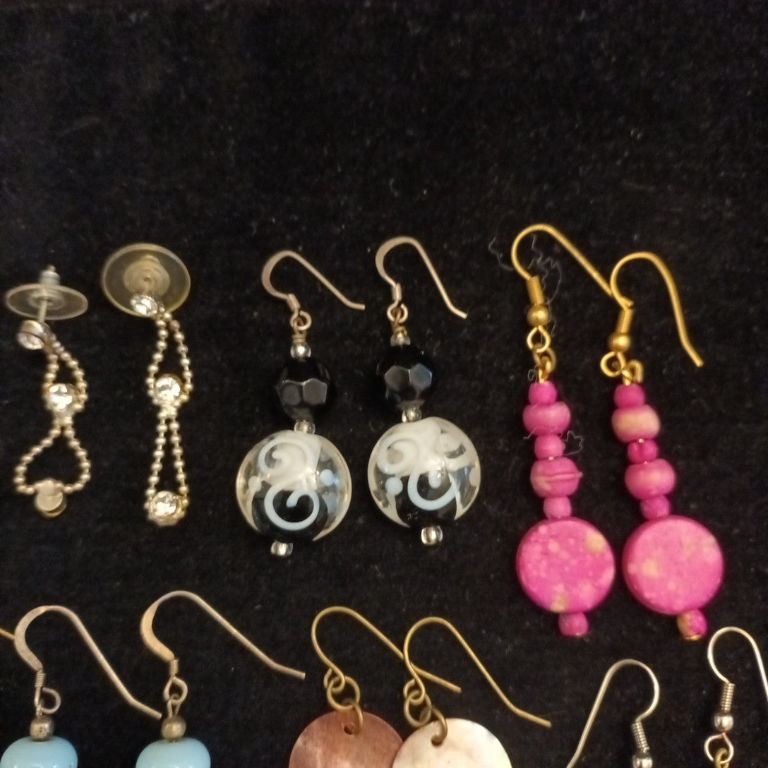 Earrings. Pairs Of Earrings For Pierced Ears. Dangle. Bundle Joblot