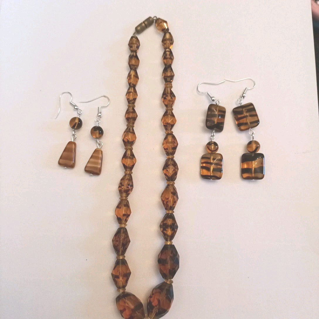 Costume Jewellery Necklace And Earrings Bundle Brown