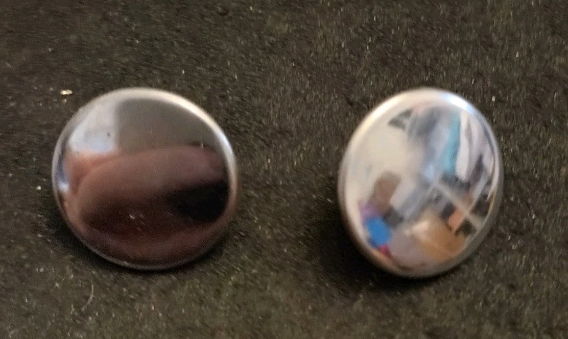 Bundle Of 170 Silver Tone Buttons 3cm Diameter