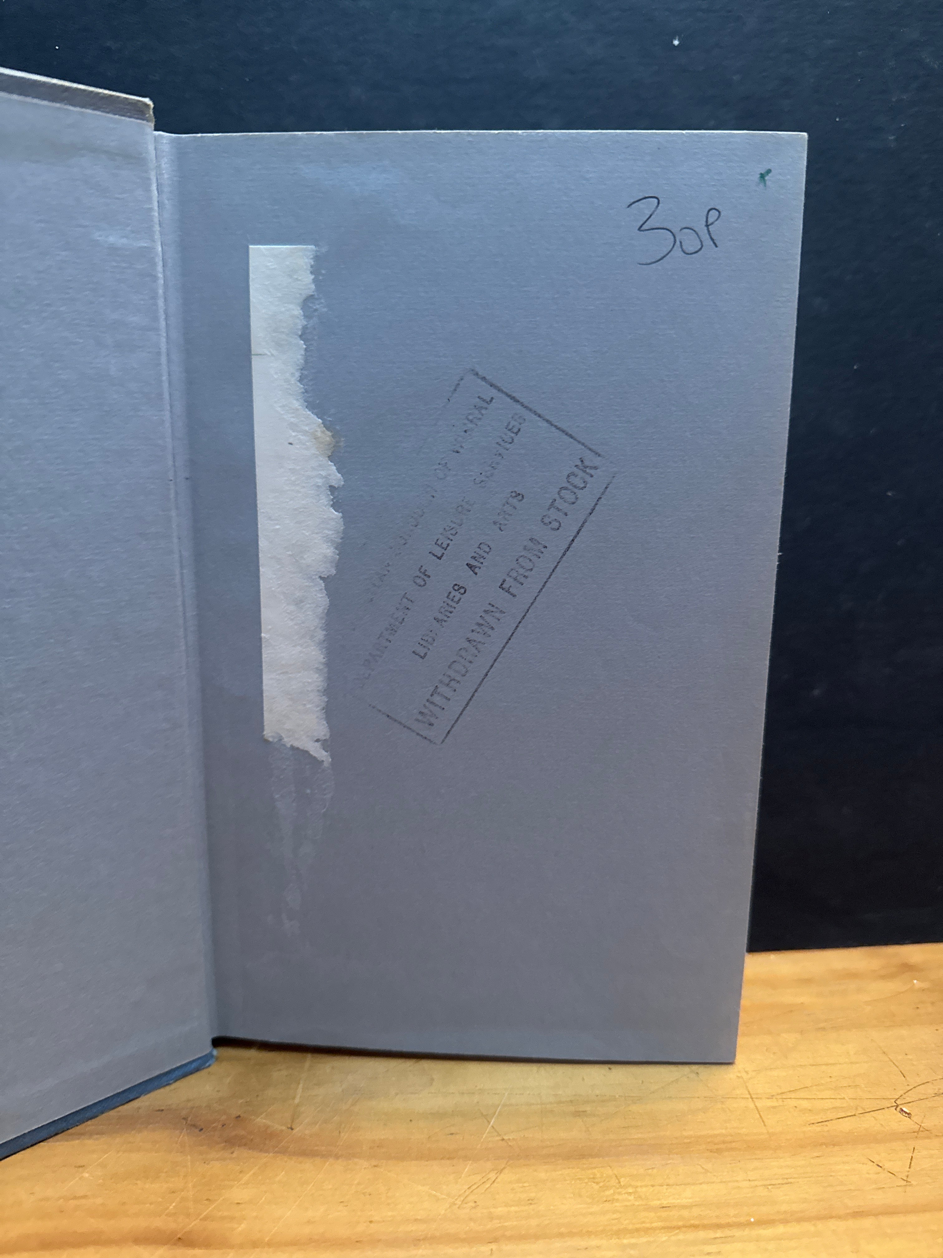 The Sound of Coaches by Leon Garfield hardcover book