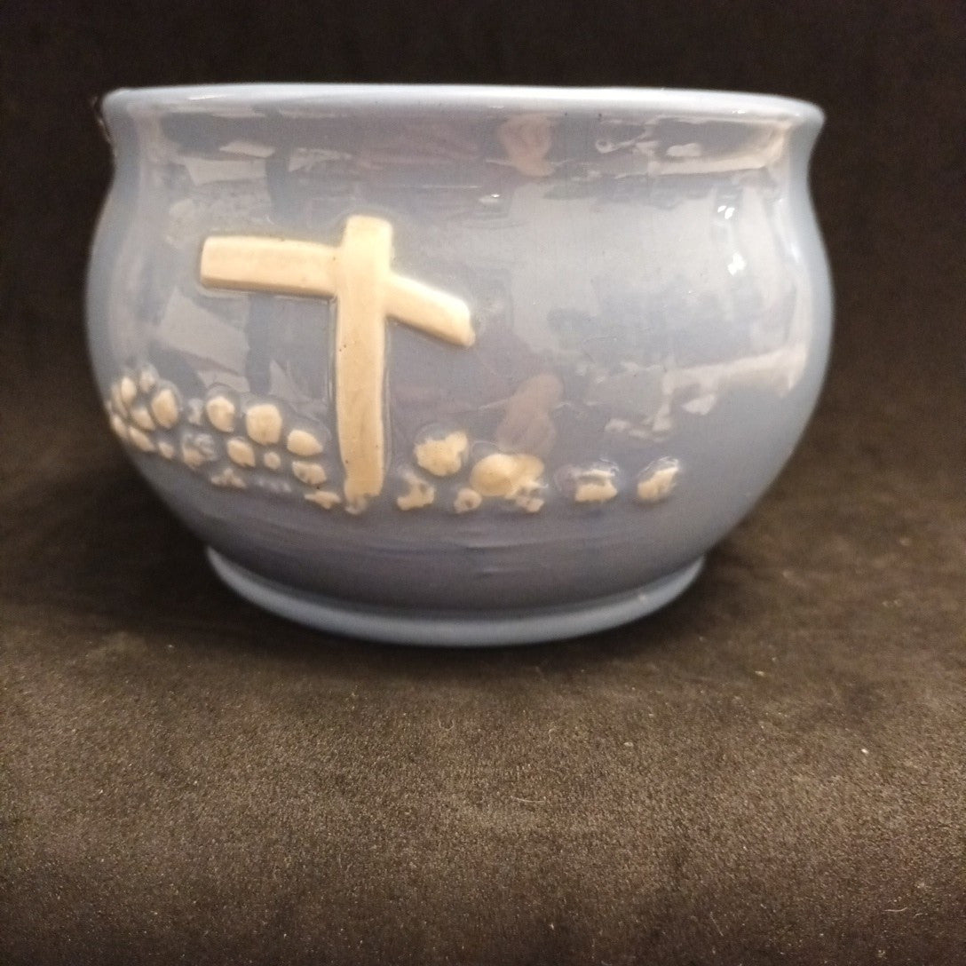 Dartmouth Pottery. Blue And White Plant Pot. Planter. Widecombe Bay.